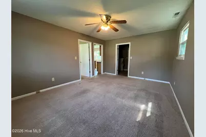 504 Holly Court, Jacksonville, NC 28540 - Photo 7