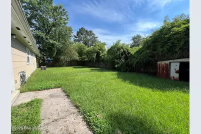 504 Holly Court, Jacksonville, NC 28540 - Photo 13