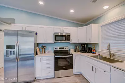 314 Charlotte Avenue #Salty Knights, Carolina Beach, NC 28428 - Photo 3