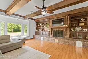653 Seth Turner Rd, Albertson, NC 28508 - Photo 9