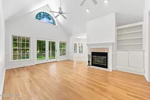 110 Sutton Dr, Cape Carteret, NC 28584 - Photo 5