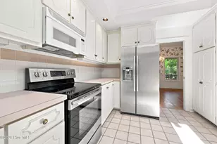 110 Sutton Dr, Cape Carteret, NC 28584 - Photo 9