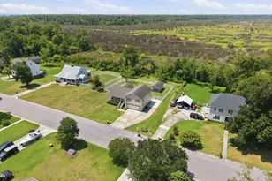 907 Oak Dr, Morehead City, NC 28557 - Photo 25