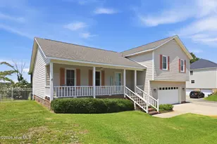 907 Oak Dr, Morehead City, NC 28557 - Photo 15