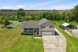 907 Oak Dr, Morehead City, NC 28557 - Photo 17