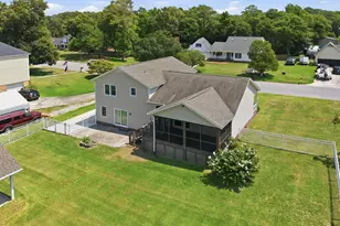 907 Oak Dr, Morehead City, NC 28557 - Photo 23