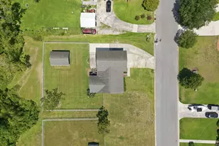 907 Oak Dr, Morehead City, NC 28557 - Photo 29