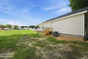 133 Pinewood Dr, Ahoskie, NC 27910 - Photo 5