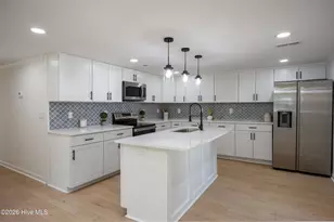 105 Harmon St, Clinton, NC 28328 - Photo 5