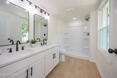 105 Harmon Street, Clinton, NC 28328 - Photo 17