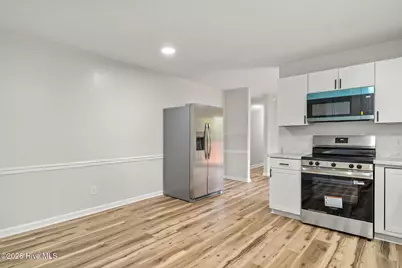 513 Birchwood Court, Jacksonville, NC 28546 - Photo 11