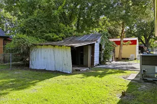 404 W Green St, Robersonville, NC 27871 - Photo 19