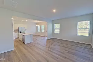 1095 Hanson Dr, Leland, NC 28451 - Photo 3