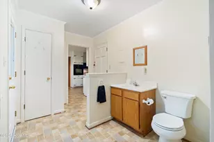 107 Brookshire Ln, Wilmington, NC 28409 - Photo 35