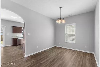 706 Radiant Drive, Jacksonville, NC 28546 - Photo 7