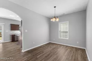 706 Radiant Dr, Jacksonville, NC 28546 - Photo 7