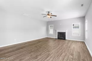 706 Radiant Dr, Jacksonville, NC 28546 - Photo 13