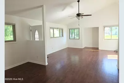 114 Quarterdeck, New Bern, NC 28562 - Photo 5