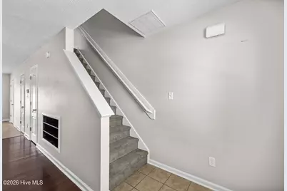 301 Glen Cannon Drive, Jacksonville, NC 28546 - Photo 5