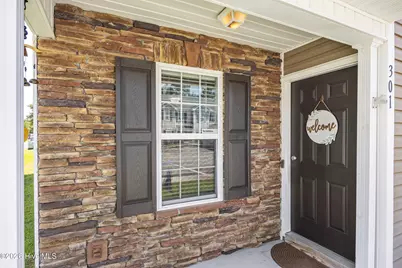 301 Glen Cannon Drive, Jacksonville, NC 28546 - Photo 3