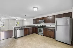 301 Glen Cannon Drive, Jacksonville, NC 28546 - Photo 11