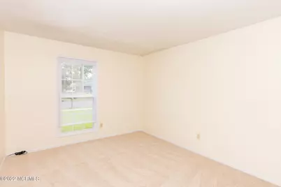 139 Village Circle, Jacksonville, NC 28546 - Photo 15