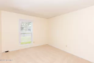 139 Village Cir, Jacksonville, NC 28546 - Photo 15