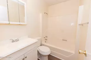 139 Village Cir, Jacksonville, NC 28546 - Photo 13