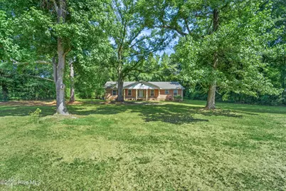 273 E Charity Road, Rose Hill, NC 28458 - Photo 5