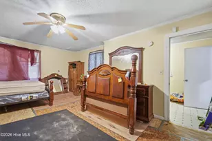 273 E Charity Rd, Rose Hill, NC 28458 - Photo 33