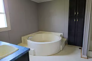 1142 E Nc 102 E, Ayden, NC 28513 - Photo 13