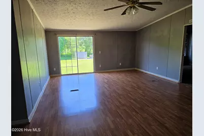 1142 E Nc 102 E, Ayden, NC 28513 - Photo 3