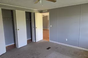 1142 E Nc 102 E, Ayden, NC 28513 - Photo 11
