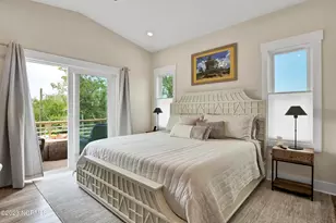 305 Fayetteville Ave, Carolina Beach, NC 28428 - Photo 27