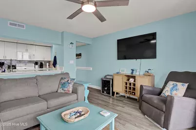 901 S Lake Park Boulevard #304, Carolina Beach, NC 28428 - Photo 5