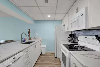 901 S Lake Park Boulevard #304, Carolina Beach, NC 28428 - Photo 9