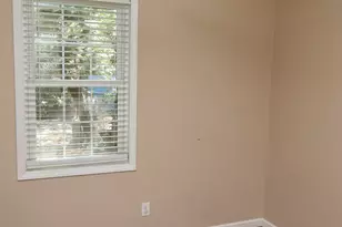 1811 John Small Ave, Washington, NC 27889 - Photo 11