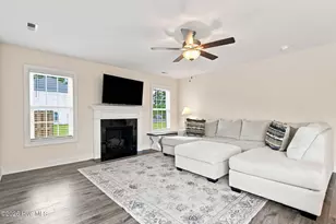 273 W Broughton Ln, Rocky Point, NC 28457 - Photo 15