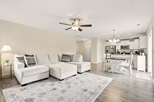 273 W Broughton Ln, Rocky Point, NC 28457 - Photo 13