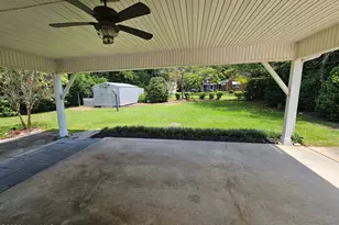 702 Stewart Ave, Clinton, NC 28328 - Photo 3
