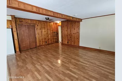 702 Stewart Avenue, Clinton, NC 28328 - Photo 15