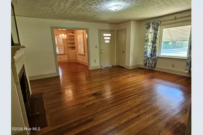 702 Stewart Avenue, Clinton, NC 28328 - Photo 5