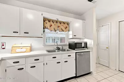 3905 Guardian Avenue #H32, Morehead City, NC 28557 - Photo 29
