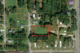 413 S Canal St, Whiteville, NC 28472 - Photo 1
