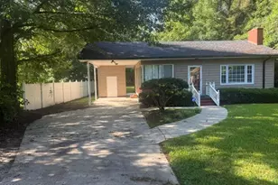 220 E Lewis St, Whiteville, NC 28472 - Photo 3