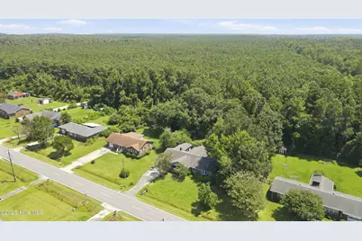 203 Carolina Pines Boulevard, New Bern, NC 28560 - Photo 35
