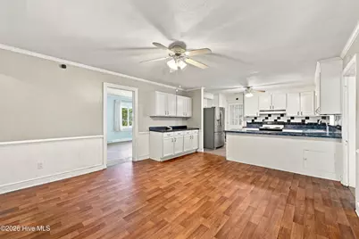 203 Carolina Pines Boulevard, New Bern, NC 28560 - Photo 5