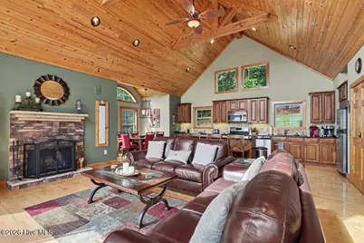 575 Longview Drive, Hayesville, NC 28904 - Photo 5
