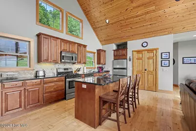 575 Longview Drive, Hayesville, NC 28904 - Photo 9