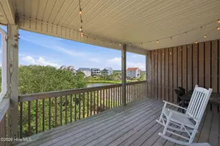 421 N New River Dr, Surf City, NC 28445 - Photo 9